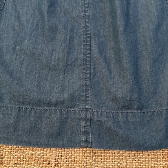 J. Crew Pull Up Elastic Waist Chambray Front Pocket Jean Skirt Cotton Size 8 - Picture 3 of 9